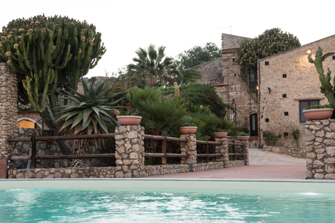 Agriturismo Baglio Lauria Campobello di Licata Dış mekan fotoğraf